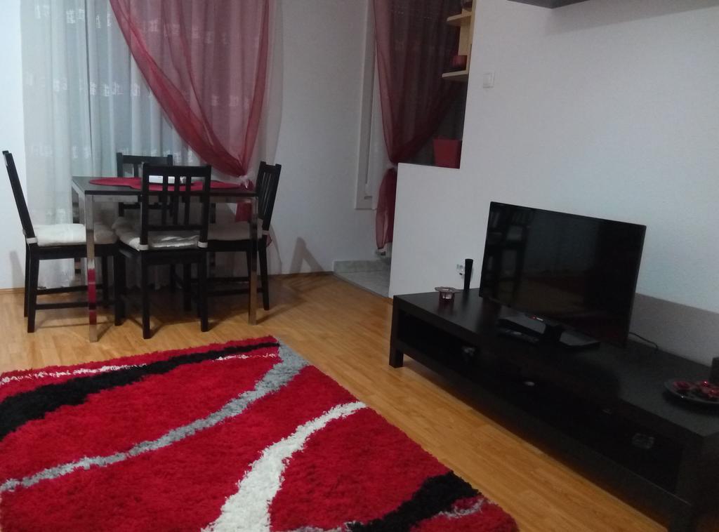 DebreCenter Apartman Kamer foto