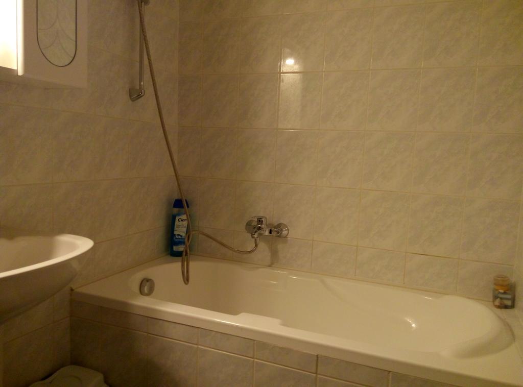 DebreCenter Apartman Kamer foto